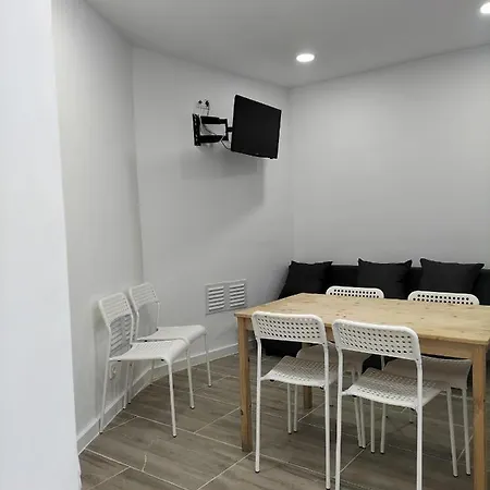 アパート 2 Suites River View *